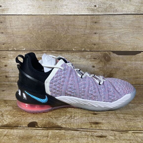 Nike LeBron XVIII 18 James Purple Black CW2760-900 Size 7Y / Women Size 8.5 - Picture 6 of 7